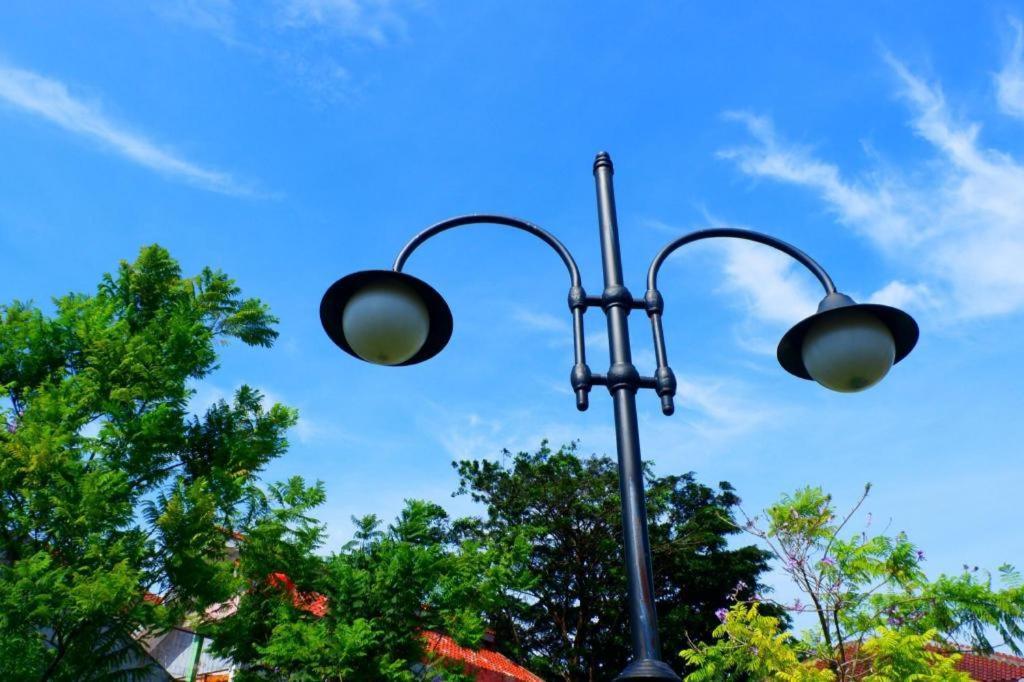 Papyrus Tropical Hotel Bogor Exterior photo